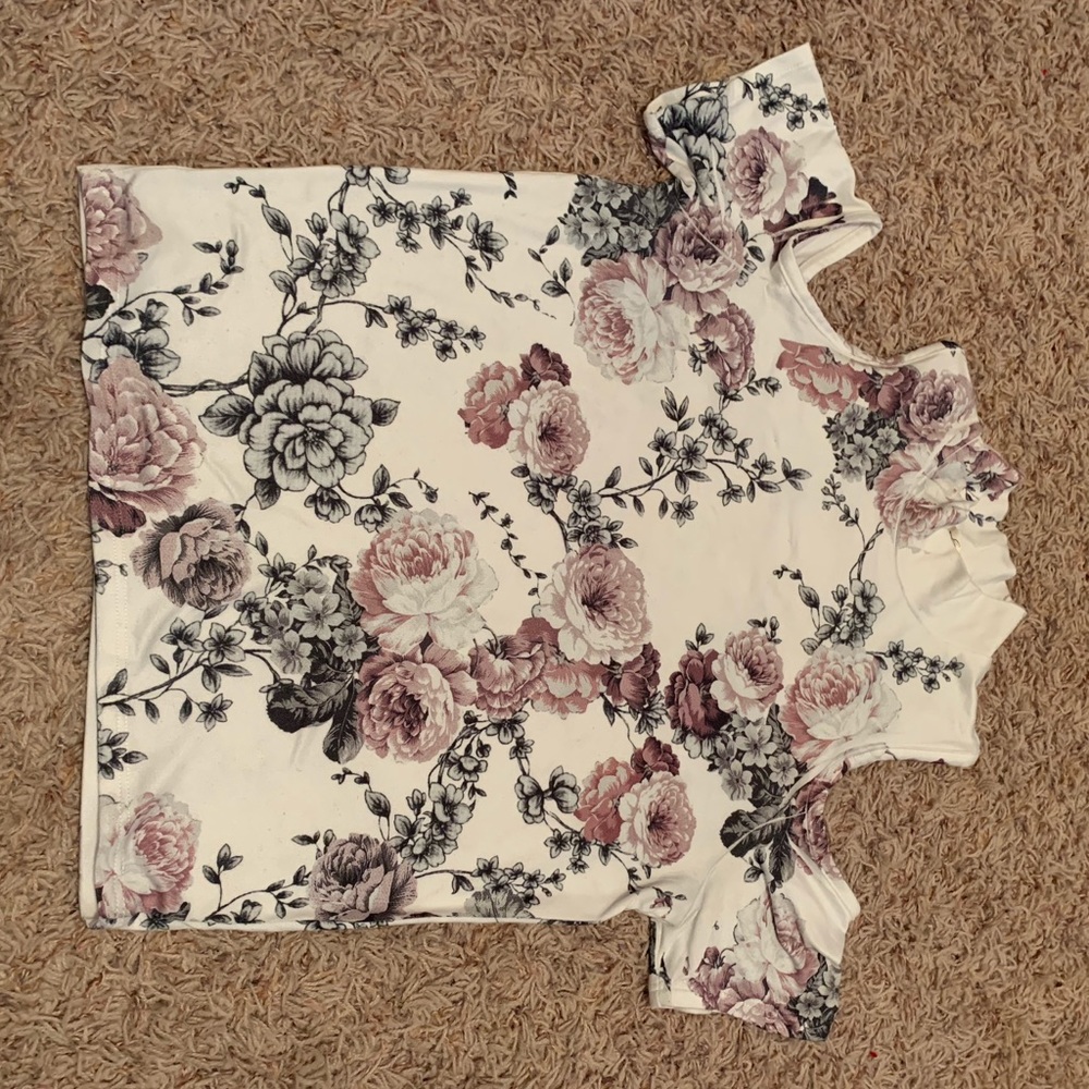 Floral high neck shoulder cut out tee